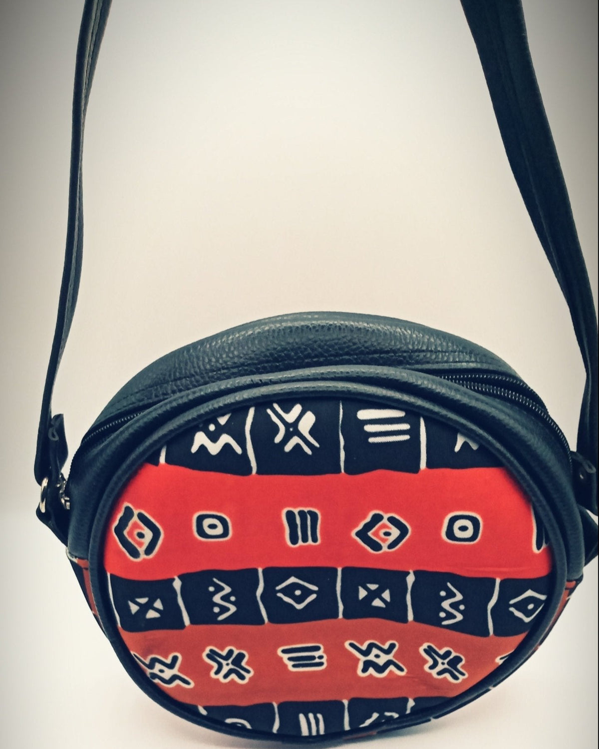 Circle Crossbody Bag - SisiMuj