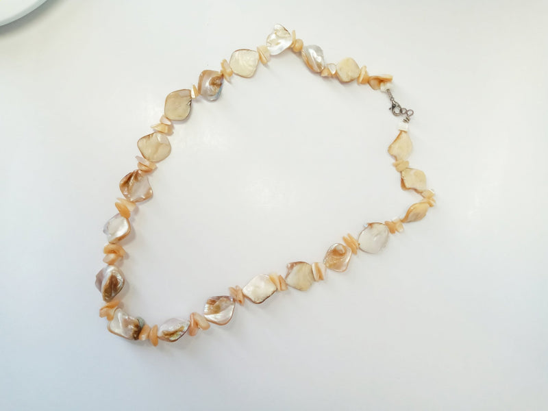 Nacre Shell Necklace - SisiMuj