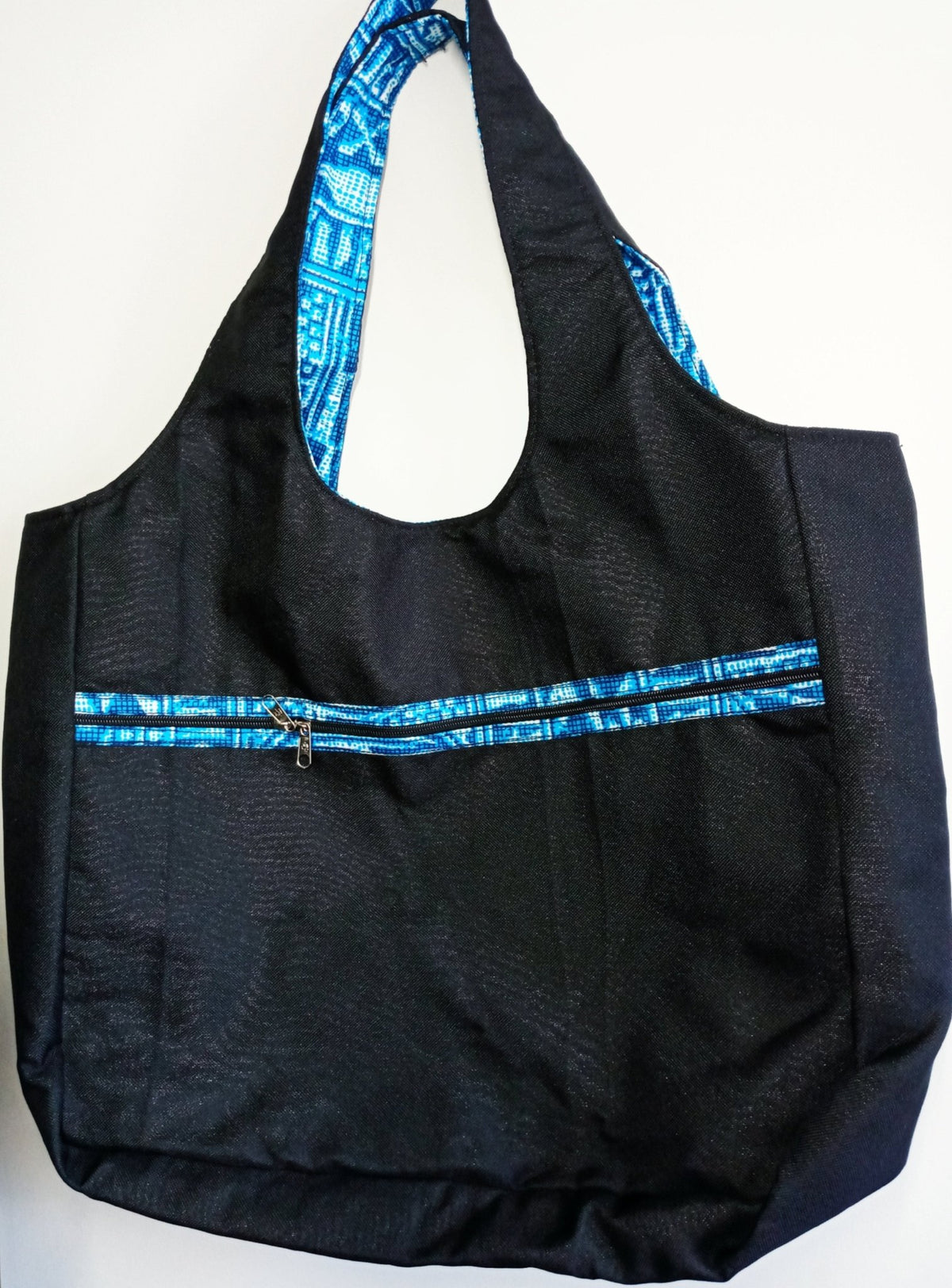 Vivi Reversible Shoulder Bag - SisiMuj