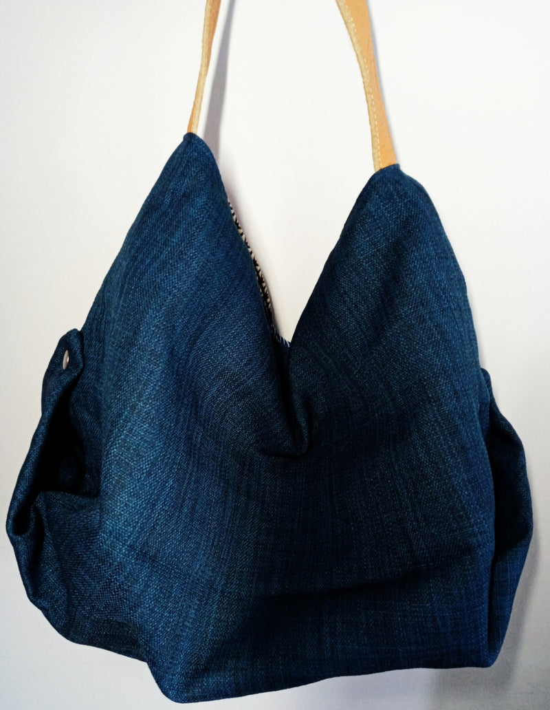 Vivi Signature Tote Bag - SisiMuj